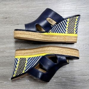 Sondra Roberts Angie Wedge Sandal Size 7M